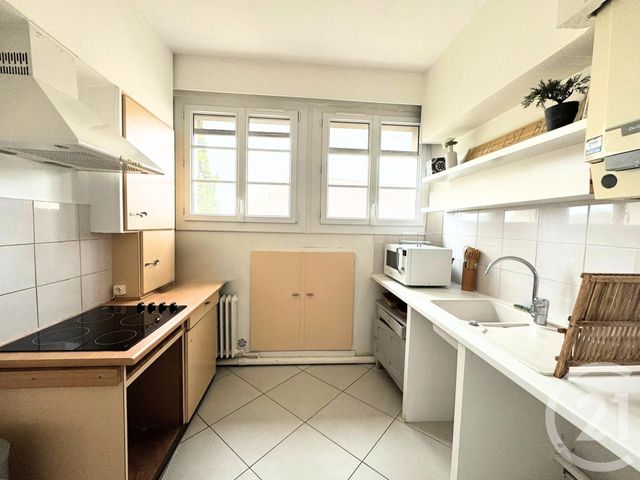 Appartement T2 &agrave; louer - 2 pi&egrave;ces - 61,44 m2 - Chartres - 28 - CENTRE