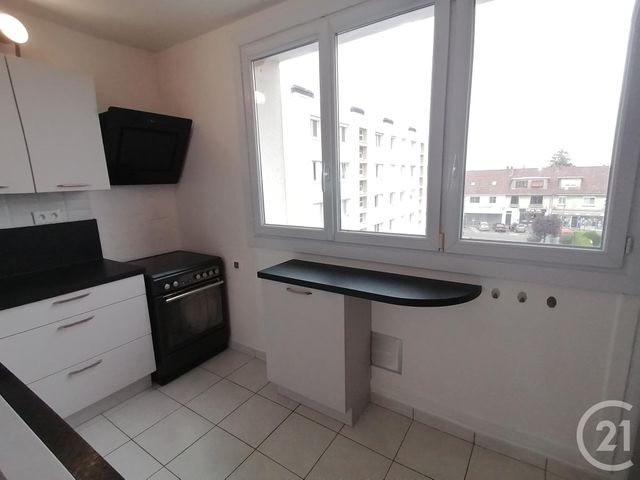 Appartement F3 à louer - 3 pièces - 66,87 m2 - Chartres - 28 - CENTRE