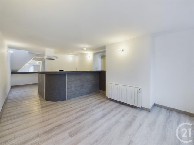 Appartement F5 à vendre - 5 pièces - 148,01 m2 - Chartres - 28 - CENTRE