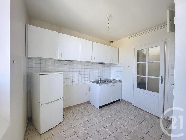 Appartement F2 à vendre - 2 pièces - 47 m2 - Chartres - 28 - CENTRE