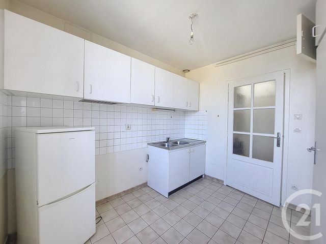 Appartement F2 à vendre - 2 pièces - 47 m2 - Chartres - 28 - CENTRE