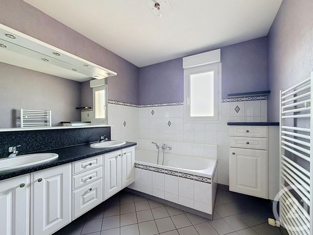 Appartement F4 &agrave; vendre - 5 pi&egrave;ces - 102 m2 - Chartres - 28 - CENTRE