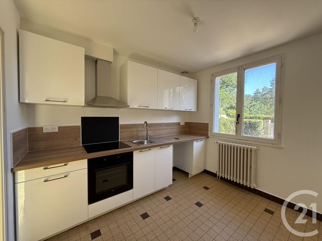Maison &agrave; louer - 5 pi&egrave;ces - 110,40 m2 - Chartres - 28 - CENTRE