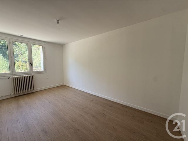 Maison &agrave; louer - 5 pi&egrave;ces - 110,40 m2 - Chartres - 28 - CENTRE