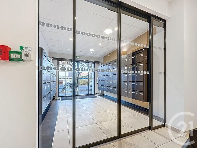 Appartement Studio à vendre - 1 pièce - 32 m2 - Chartres - 28 - CENTRE