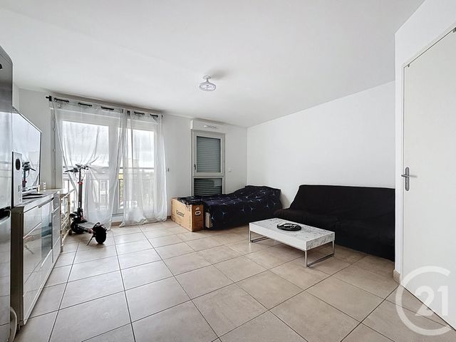 Appartement Studio à vendre - 1 pièce - 32 m2 - Chartres - 28 - CENTRE