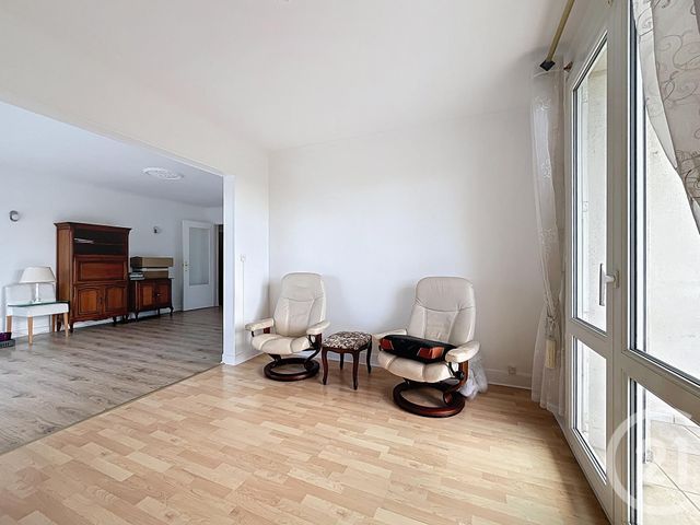 Appartement F3 à vendre - 3 pièces - 69,20 m2 - Chartres - 28 - CENTRE