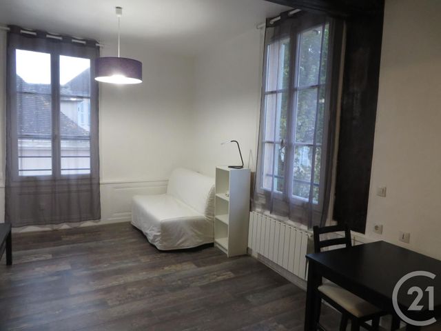 Appartement Studio &agrave; louer - 1 pi&egrave;ce - 22,19 m2 - Chartres - 28 - CENTRE