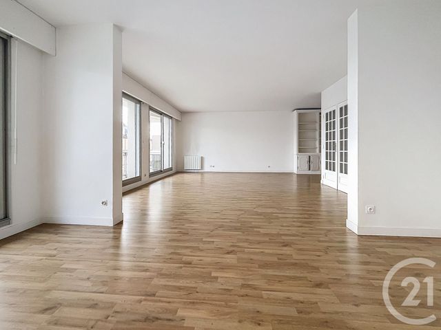 Appartement F5 à vendre - 6 pièces - 145,46 m2 - Chartres - 28 - CENTRE