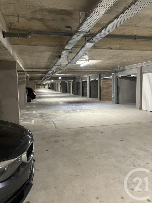 Parking à louer - 12 m2 - Chartres - 28 - CENTRE