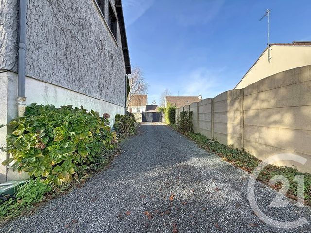 Maison à vendre - 5 pièces - 115,74 m2 - Ver Les Chartres - 28 - CENTRE