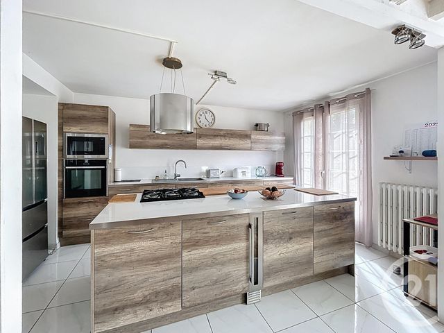 Maison à vendre - 5 pièces - 143 m2 - Luisant - 28 - CENTRE