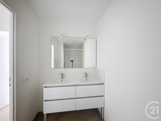 Appartement F5 à vendre - 5 pièces - 114 m2 - Chartres - 28 - CENTRE