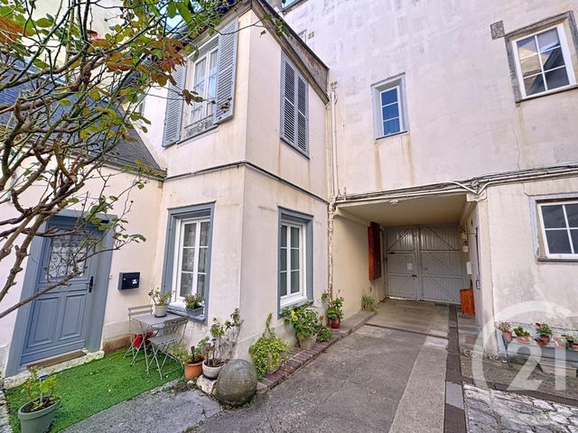 Appartement F4 à vendre - 5 pièces - 111,05 m2 - Chartres - 28 - CENTRE