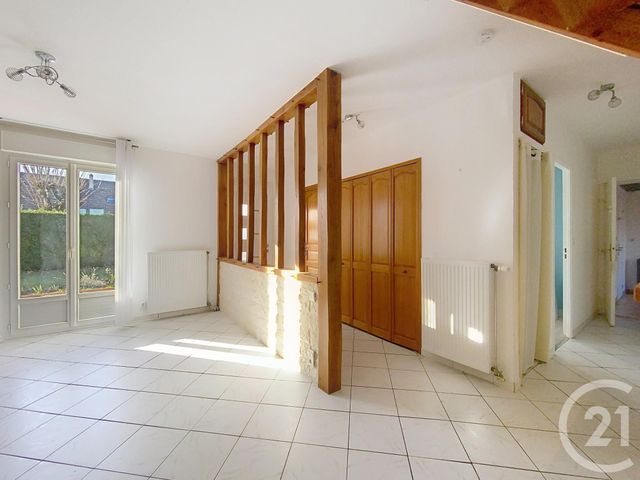 Maison à vendre - 5 pièces - 114,30 m2 - Sours - 28 - CENTRE