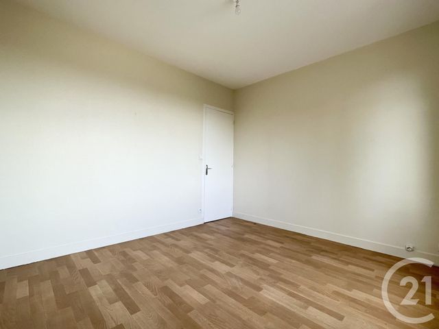 Appartement F3 &agrave; louer - 3 pi&egrave;ces - 75,04 m2 - Chartres - 28 - CENTRE