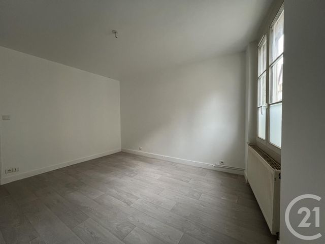 Appartement F2 &agrave; louer - 2 pi&egrave;ces - 46,63 m2 - Chartres - 28 - CENTRE