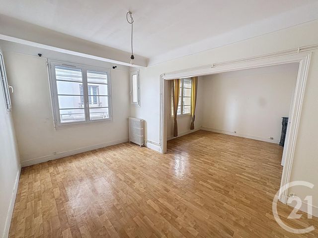 Appartement F2 à vendre - 3 pièces - 66 m2 - Chartres - 28 - CENTRE