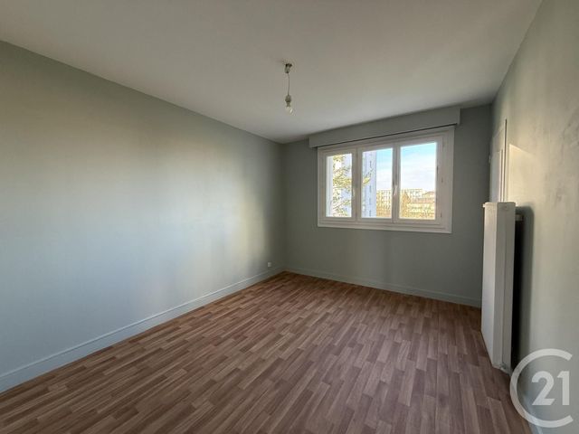 Appartement F3 &agrave; louer - 3 pi&egrave;ces - 62,45 m2 - Luce - 28 - CENTRE