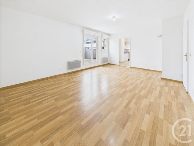 Appartement F3 à vendre - 3 pièces - 64,70 m2 - Chartres - 28 - CENTRE