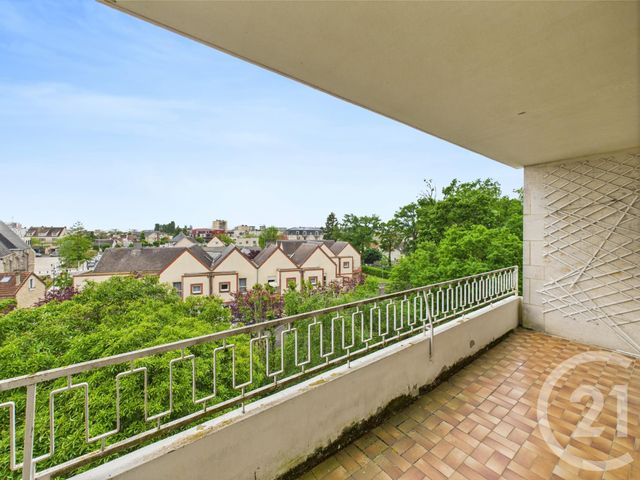 Appartement F3 à vendre - 3 pièces - 85,10 m2 - Chartres - 28 - CENTRE