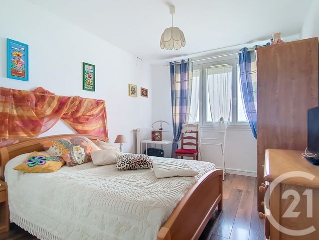 Appartement T4 à vendre - 4 pièces - 84,51 m2 - Chartres - 28 - CENTRE