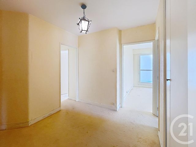 Appartement F5 à vendre - 5 pièces - 91,22 m2 - Chartres - 28 - CENTRE