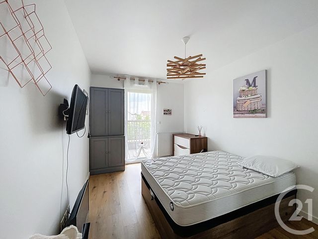 Appartement F3 à vendre - 3 pièces - 62 m2 - Chartres - 28 - CENTRE