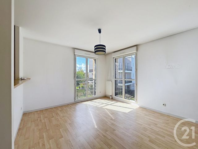 Appartement F5 à vendre - 4 pièces - 82,45 m2 - Chartres - 28 - CENTRE