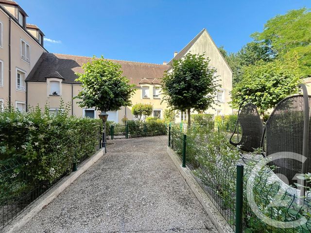 Appartement F3 à vendre - 4 pièces - 73 m2 - Chartres - 28 - CENTRE
