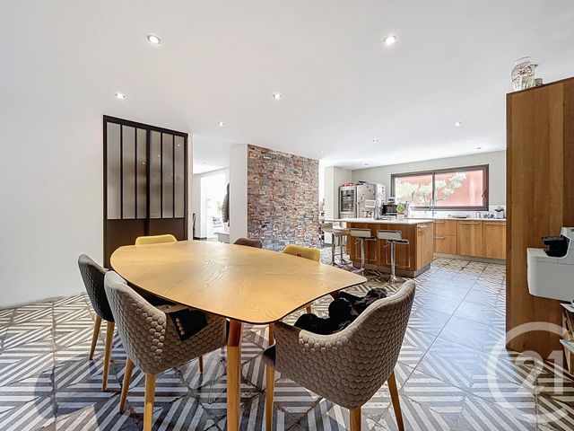 Maison à vendre - 7 pièces - 236 m2 - Chartres - 28 - CENTRE