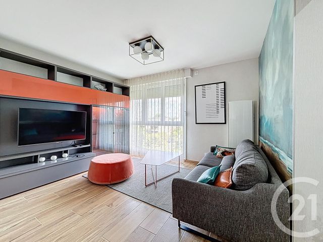 Afficher la photo en grand Appartement F3 à vendre - 3 pièces - 63,36 m2 - Chartres - 28 - CENTRE