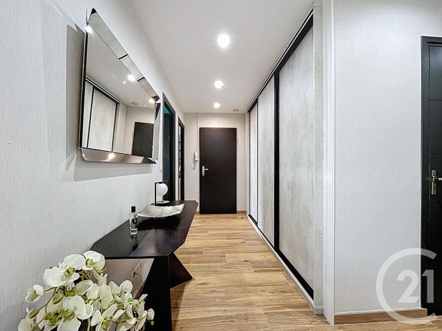 Afficher la photo en grand Appartement F3 à vendre - 3 pièces - 63,36 m2 - Chartres - 28 - CENTRE