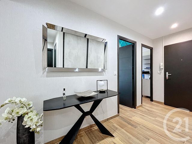 Afficher la photo en grand Appartement F3 à vendre - 3 pièces - 63,36 m2 - Chartres - 28 - CENTRE