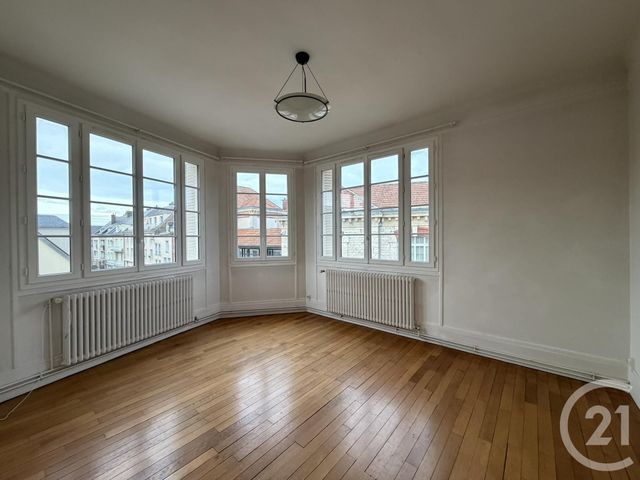 Appartement F3 &agrave; louer - 4 pi&egrave;ces - 85,31 m2 - Chartres - 28 - CENTRE