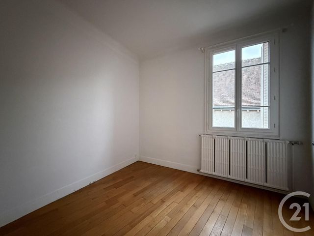 Appartement F3 &agrave; louer - 4 pi&egrave;ces - 85,31 m2 - Chartres - 28 - CENTRE