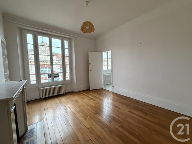 Appartement F3 &agrave; louer - 4 pi&egrave;ces - 85,31 m2 - Chartres - 28 - CENTRE