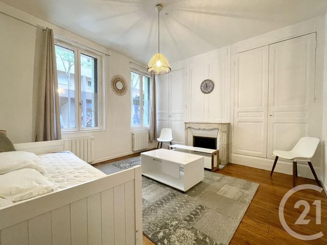 Appartement T1 à louer - 1 pièce - 34,41 m2 - Chartres - 28 - CENTRE