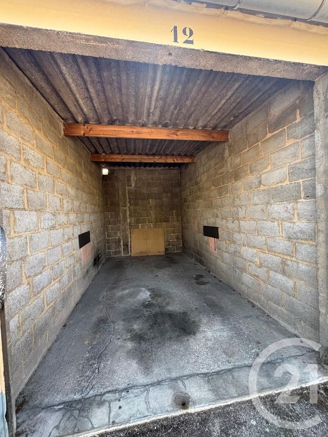Parking à louer - 12 m2 - Chartres - 28 - CENTRE