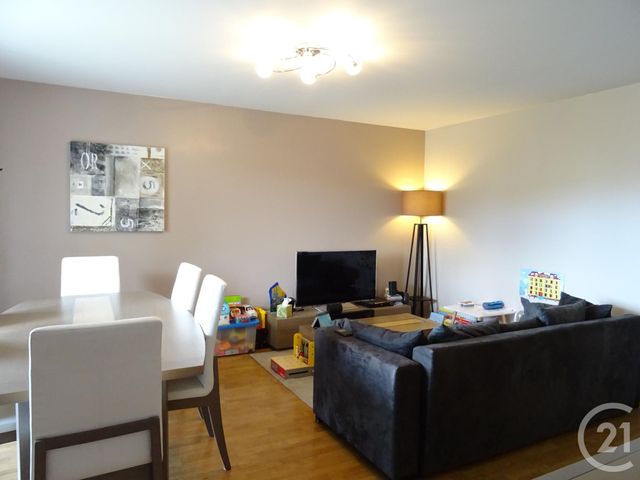 Appartement F3 à louer - 3 pièces - 68,60 m2 - Chartres - 28 - CENTRE