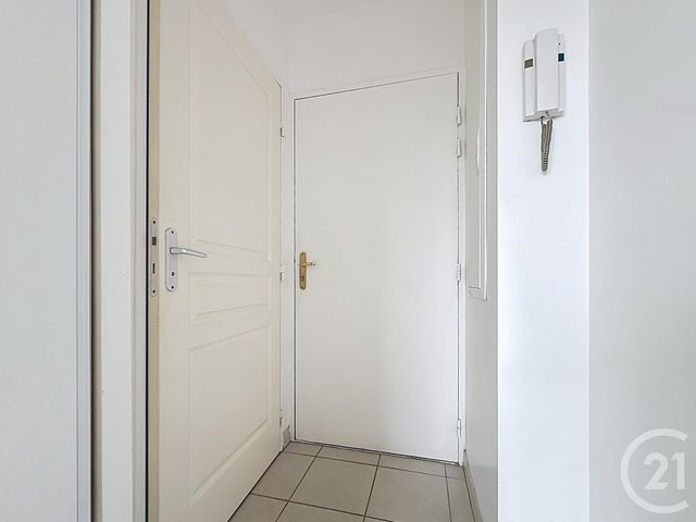 Appartement F1 à vendre - 1 pièce - 31,39 m2 - Chartres - 28 - CENTRE
