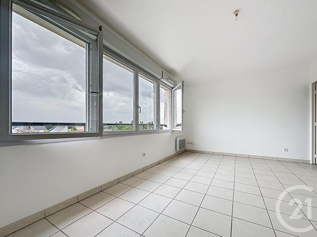 Appartement F1 à vendre - 1 pièce - 31,39 m2 - Chartres - 28 - CENTRE