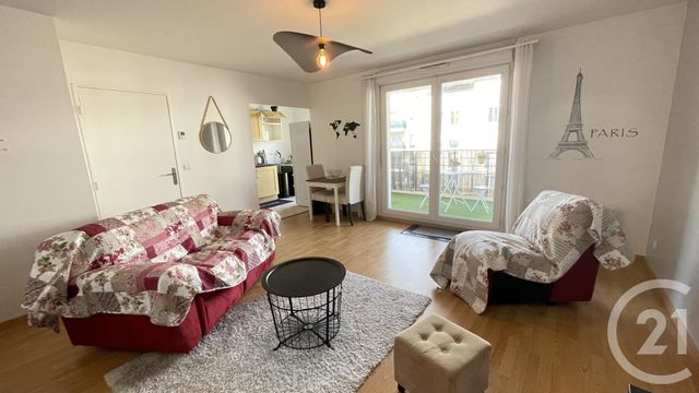 Appartement F2 à louer - 2 pièces - 48,88 m2 - Luce - 28 - CENTRE