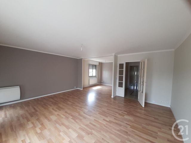 Appartement F3 à louer - 3 pièces - 88,07 m2 - Chartres - 28 - CENTRE