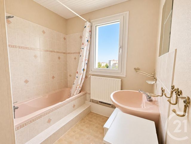 Appartement F3 &agrave; vendre - 3 pi&egrave;ces - 67,06 m2 - Chartres - 28 - CENTRE