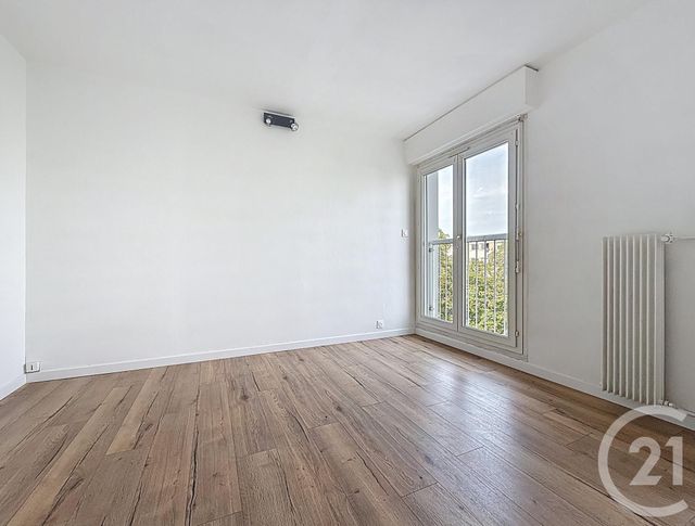 Appartement T5 à vendre - 5 pièces - 93,73 m2 - Chartres - 28 - CENTRE