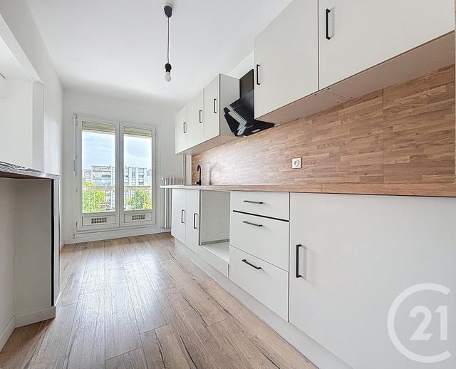 Appartement T5 à vendre - 5 pièces - 93,73 m2 - Chartres - 28 - CENTRE