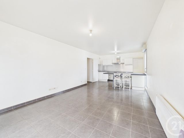 Appartement F3 &agrave; vendre - 3 pi&egrave;ces - 66,53 m2 - Chartres - 28 - CENTRE