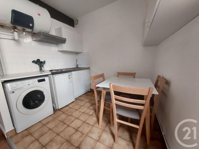 Appartement F1 &agrave; louer - 1 pi&egrave;ce - 17,08 m2 - Chartres - 28 - CENTRE