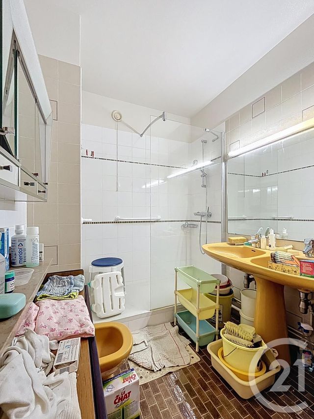 Afficher la photo en grand Appartement F4 à vendre - 4 pièces - 88,44 m2 - Chartres - 28 - CENTRE